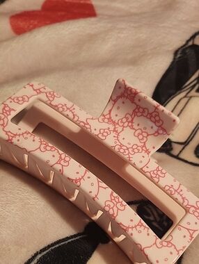 Hello Kitty Pale Pink Printed Hair Claw Clip
